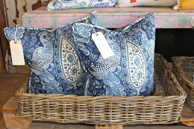 Фотография: Аксессуары в стиле Прованс и Кантри, Современный, Декор интерьера, Декор дома, Ковер – фото на INMYROOM