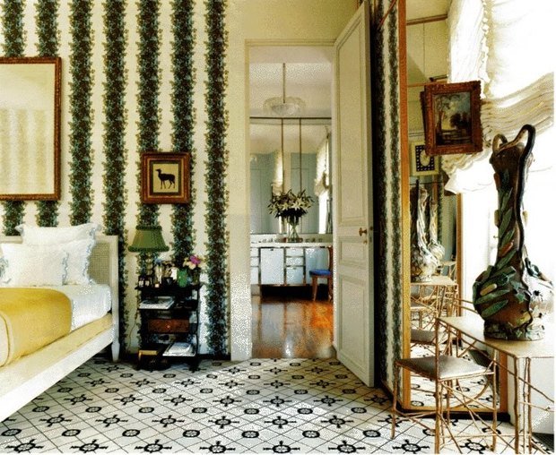 Фотография: Спальня в стиле Восточный, Декор интерьера, Франция, Антиквариат, Цвет в интерьере, Индустрия, Люди, История дизайна, Ампир – фото на INMYROOM