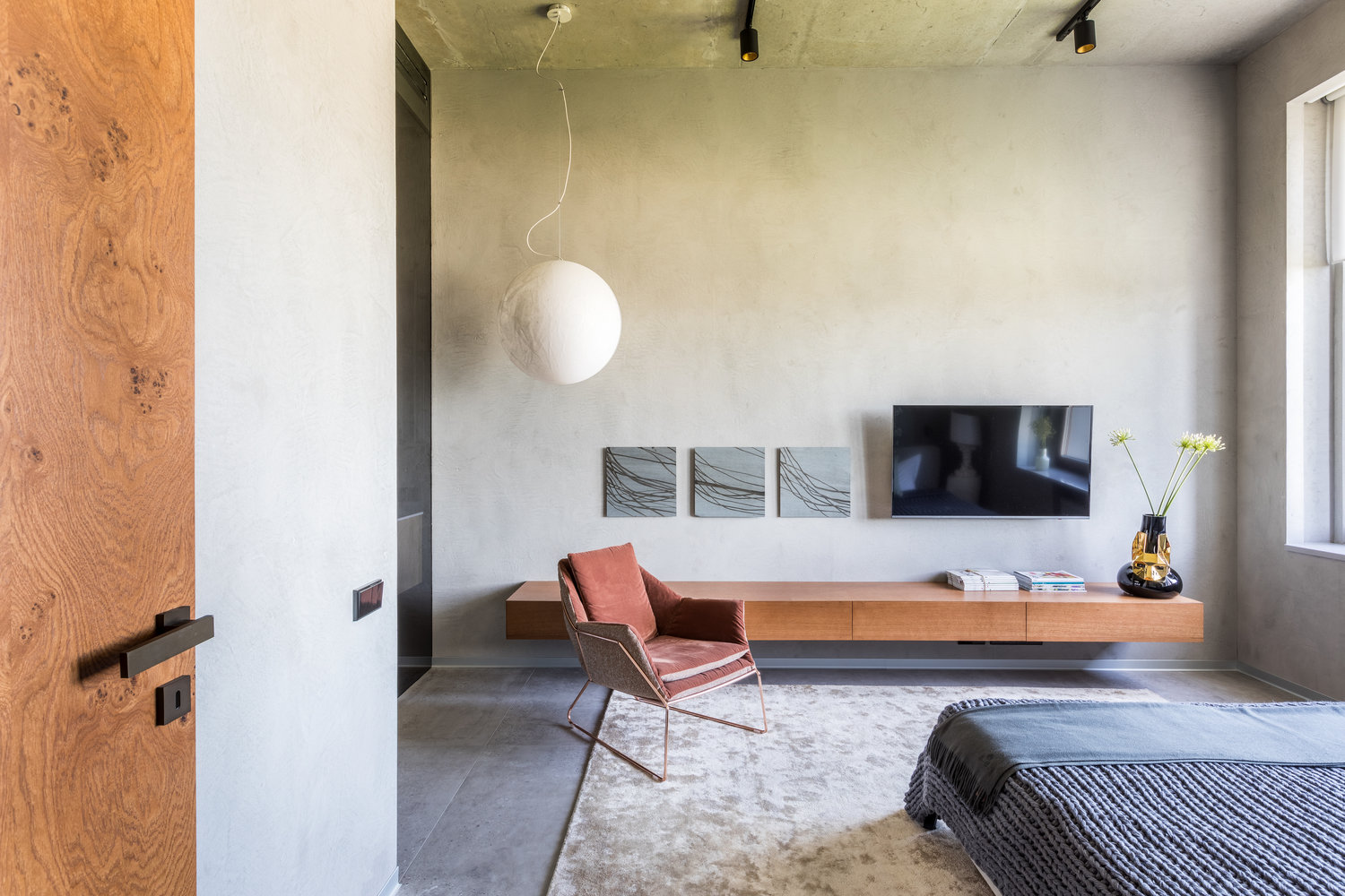 Фотография: Спальня в стиле Лофт, Квартира, Проект недели, Санкт-Петербург, Монолитный дом, ЖК «Смольный парк», 3 комнаты, Более 90 метров, MK-Interio – фото на INMYROOM Фотография: Спальня в стиле Лофт, Квартира, Проект недели, Санкт-Петербург, Монолитный дом, ЖК «Смольный парк», 3 комнаты, Более 90 метров, MK-Interio – фото на INMYROOM