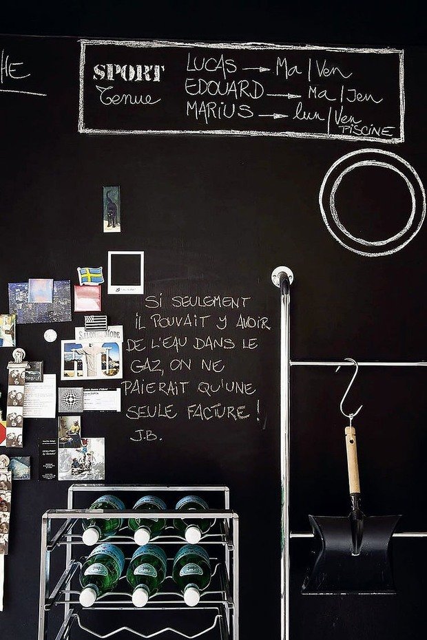 Фото из портфолио Вкрапления золотого в черно-белом интерьере – фотографии дизайна интерьеров на INMYROOM