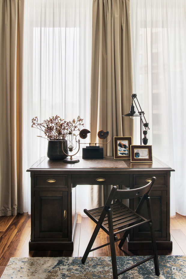 Фотография: Кабинет в стиле Классический, Квартира, Проект недели, Москва, Лидия Большакова, NW-Interior, 4 и больше, Более 90 метров – фото на INMYROOM