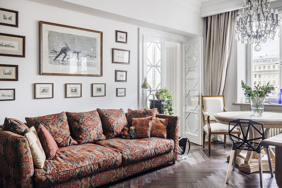 Фотография: Гостиная в стиле Эклектика, Гид, ДелоБанк, банк для ип, банк для предпринимателей, квартиры дизайнеров – фото на INMYROOM Фотография: Гостиная в стиле Эклектика, Гид, ДелоБанк, банк для ип, банк для предпринимателей, квартиры дизайнеров – фото на INMYROOM