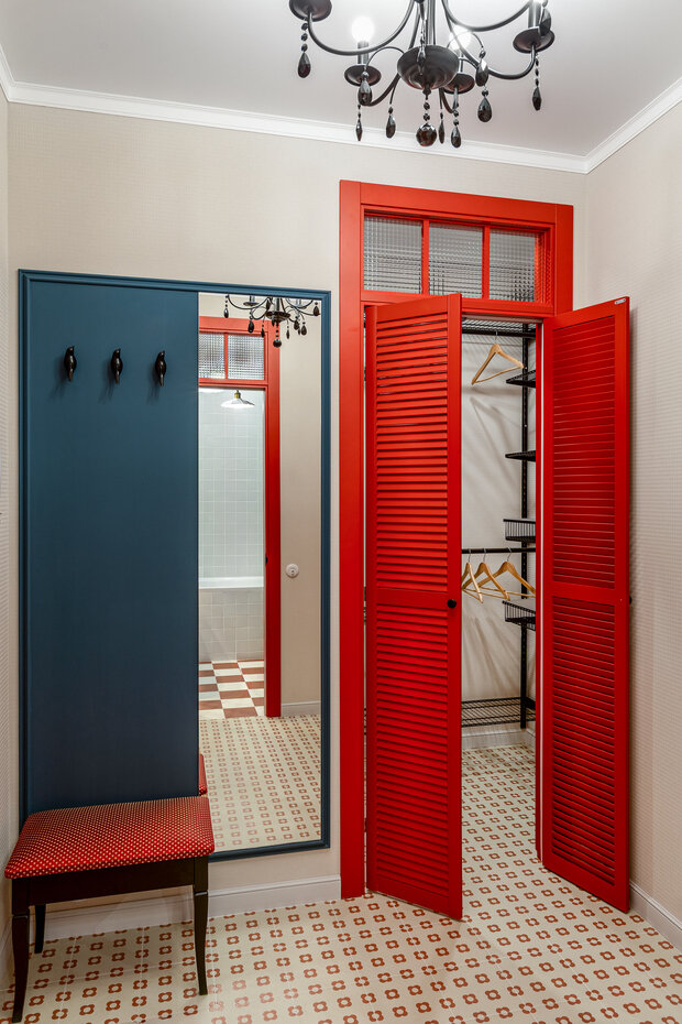 Фотография: Прихожая в стиле Современный, Эклектика, Малогабаритная квартира, Квартира, Студия, Проект дня, Москва, до 40 метров, малогабаритки, современный с элементами ретро, фото интерьера, дизайн интерьера фото, Светлана Немцова – фото на INMYROOM