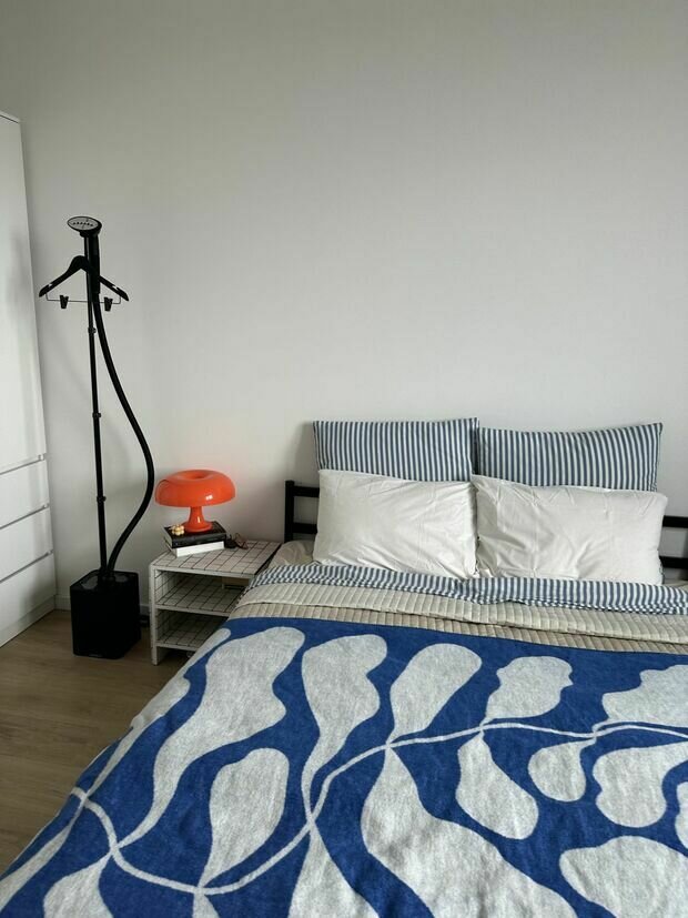 Фотография: Спальня в стиле Скандинавский, Современный, Квартира, Москва, Ремонт на практике, 2 комнаты, 60-90 метров – фото на INMYROOM