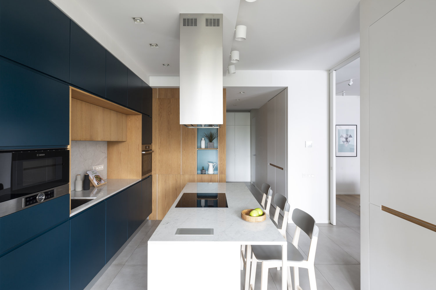 Фотография: Кухня и столовая в стиле Современный, Квартира, Проект недели, Москва, Монолитный дом, 4 и больше, Более 90 метров, Zeworkroomstudio – фото на INMYROOM Фотография: Кухня и столовая в стиле Современный, Квартира, Проект недели, Москва, Монолитный дом, 4 и больше, Более 90 метров, Zeworkroomstudio – фото на INMYROOM