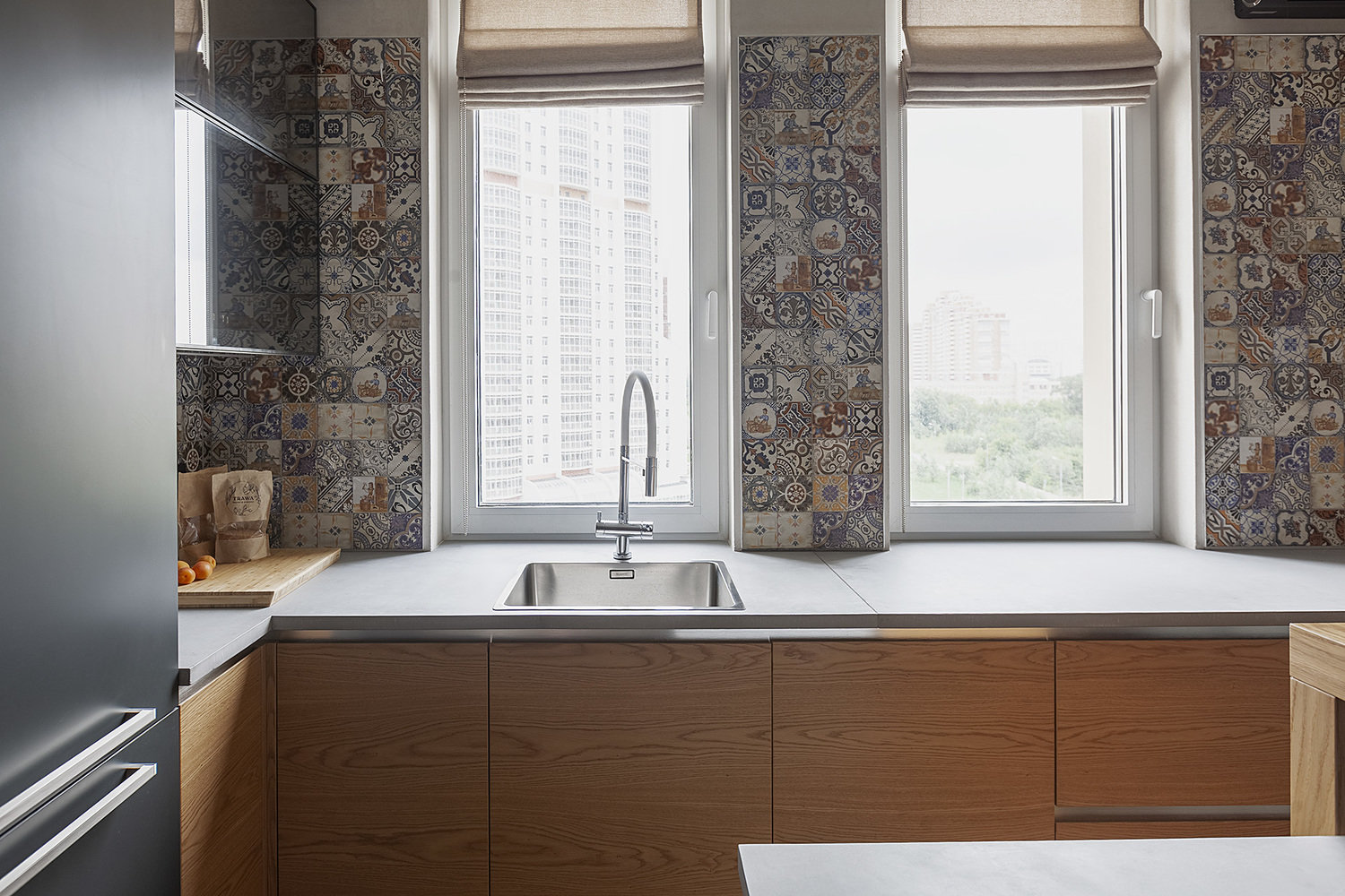 Фотография: Кухня и столовая в стиле Лофт, Прихожая, Гостиная, Спальня, Декор интерьера, Квартира, Студия, 40-60 метров, Мария Полянская – фото на INMYROOM Фотография: Кухня и столовая в стиле Лофт, Прихожая, Гостиная, Спальня, Декор интерьера, Квартира, Студия, 40-60 метров, Мария Полянская – фото на INMYROOM