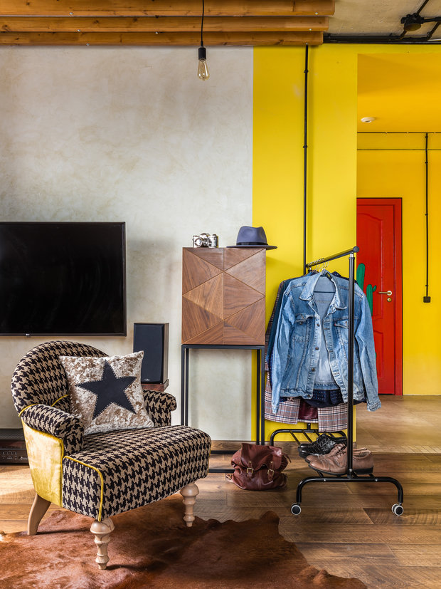 Фотография: Гостиная в стиле Лофт, Квартира, Проект недели, Самара, 1 комната, до 40 метров, Екатерина Малмыгина – фото на INMYROOM