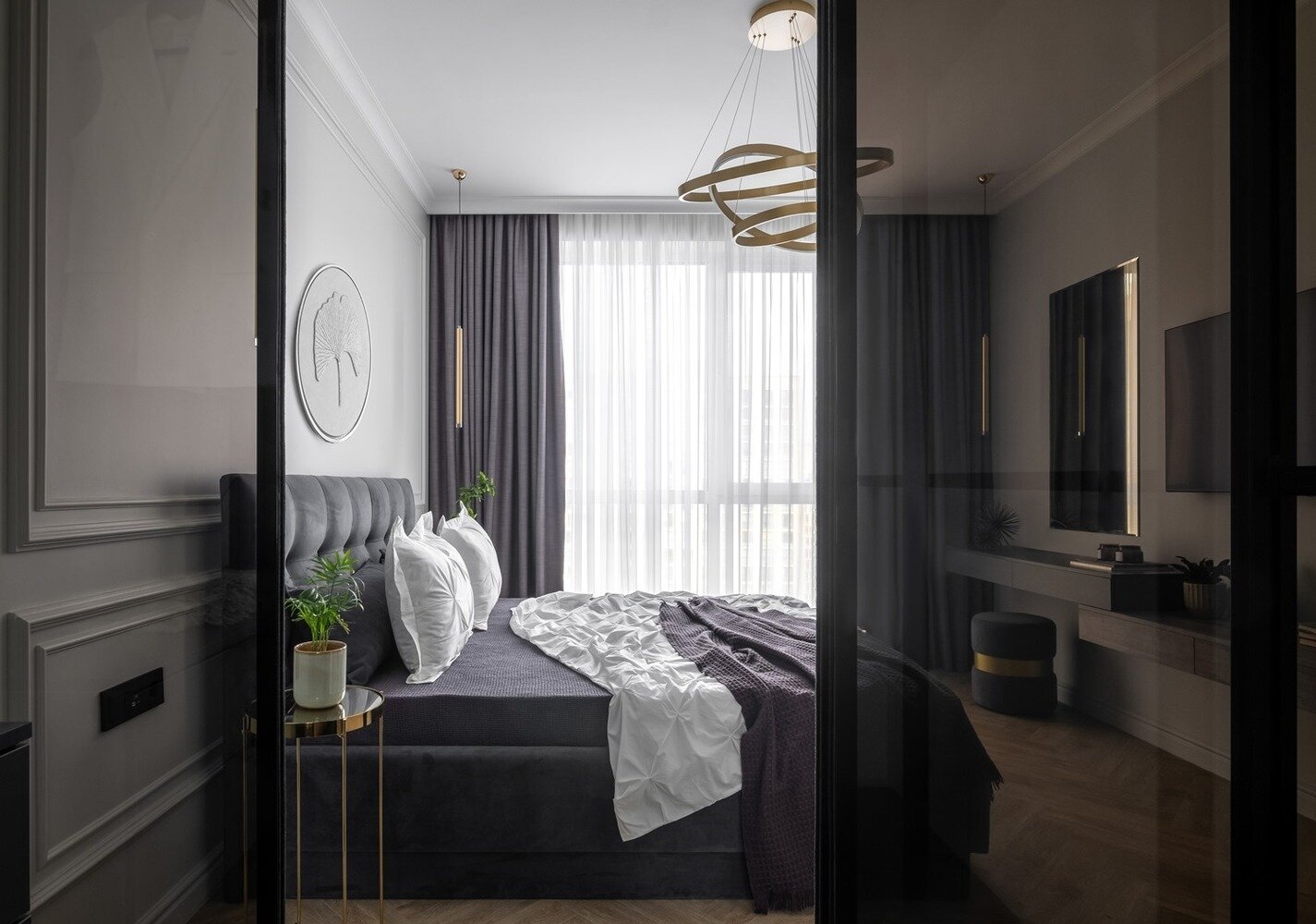 Фотография: Спальня в стиле Современный, Классический, Квартира, Проект недели, Москва, Марина Козлова, 3 комнаты, 60-90 метров, ColorCode Interiors – фото на INMYROOM