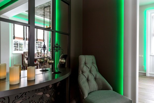 Фотография: Мебель и свет в стиле Восточный, Кухня и столовая, Дом, Франция, Дома и квартиры, Городские места, Камин, Дачный ответ – фото на INMYROOM