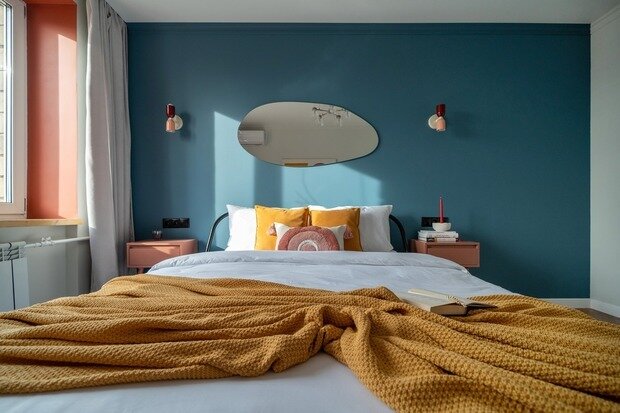 Фотография: Спальня в стиле Скандинавский, Современный, Минимализм, Малогабаритная квартира, Квартира, Проект недели, Москва, Кирпичный дом, 2 комнаты, 40-60 метров, Винтажный, Frontstage, Наталья Короткова – фото на INMYROOM