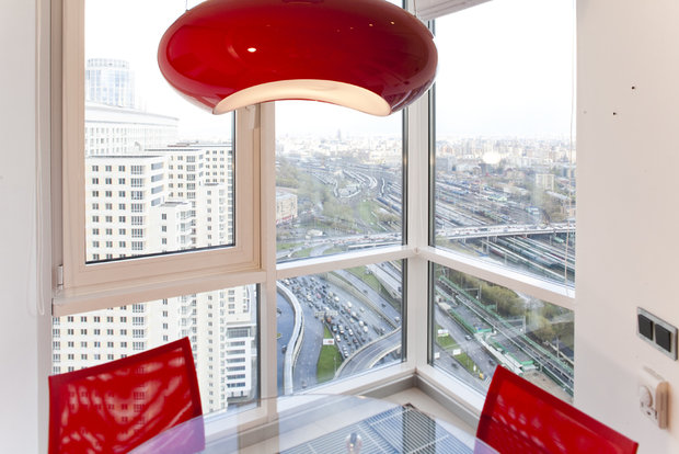 Фотография: Кухня и столовая в стиле Хай-тек, Квартира, Дома и квартиры, Минимализм – фото на INMYROOM