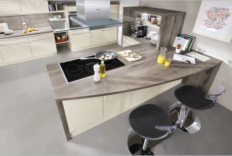 Кухня-студия Flash