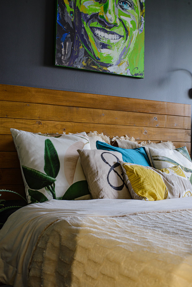 Фотография: Спальня в стиле Прованс и Кантри, Квартира, Проект недели, Новосибирск, Кирпичный дом, 4 и больше, 60-90 метров, Art Twins Design, Тая Акулова, Глеб Скотников – фото на INMYROOM