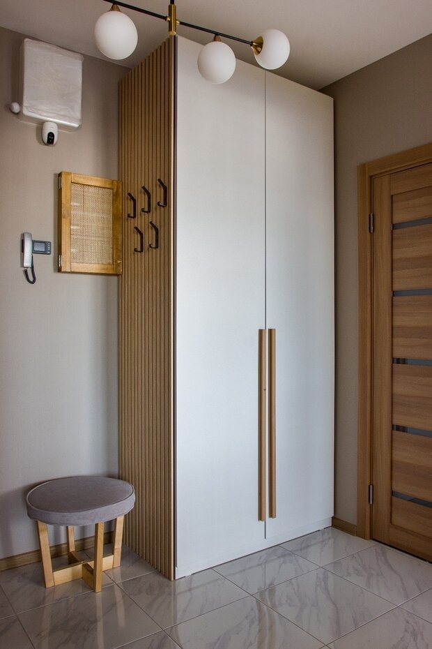 Фотография: Прихожая в стиле Современный, Минимализм, Квартира, Проект недели, Санкт-Петербург, 2 комнаты, 40-60 метров, Анна Посохова – фото на INMYROOM