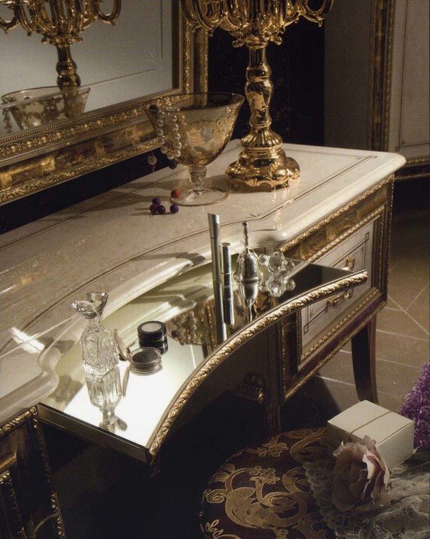 Фото из портфолио Мебель Италии Arredo Classic (спальни, гостиные, кабинеты, мягкая) – фотографии дизайна интерьеров на INMYROOM