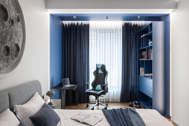 Фотография: Спальня в стиле Современный, Квартира, Проект дня, Монолитный дом, 3 комнаты, Алматы, минимализм с элементами современного дизайна, Данара Байтурсынова – фото на INMYROOM