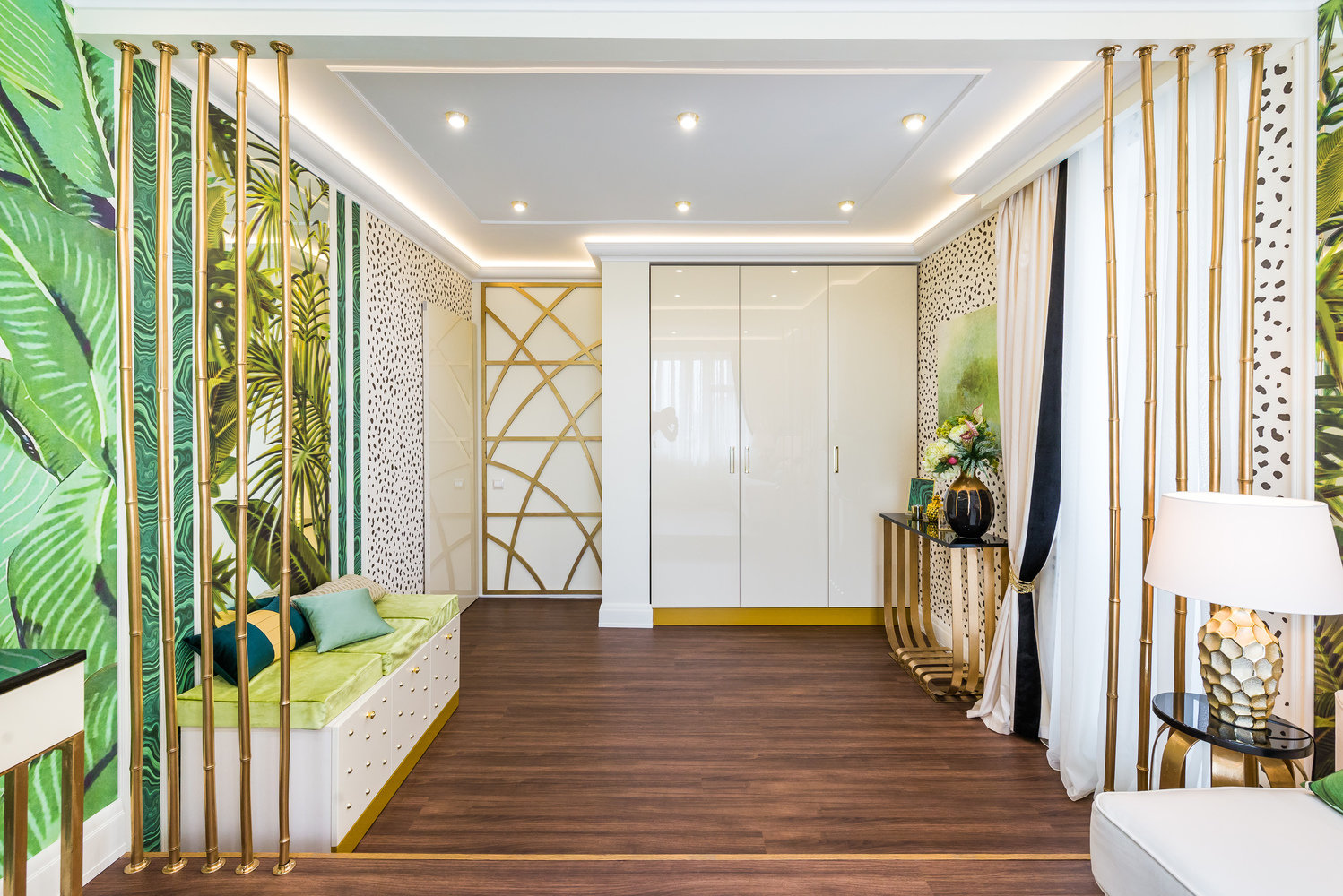 Фото из портфолио ЗОЛОТЫЕ ДЖУНГЛИ – фотографии дизайна интерьеров на INMYROOM Фото из портфолио ЗОЛОТЫЕ ДЖУНГЛИ – фотографии дизайна интерьеров на INMYROOM