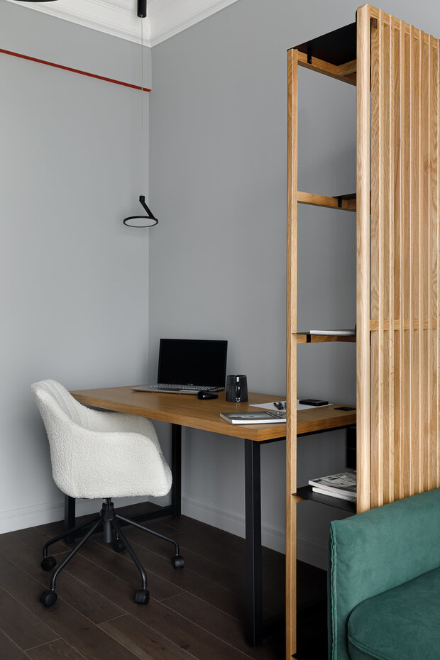 Фотография: Кабинет в стиле Современный, Квартира, Проект дня, Москва, Сталинка, Кирпичный дом, 4 и больше, Более 90 метров, Марина Рукавишникова – фото на INMYROOM