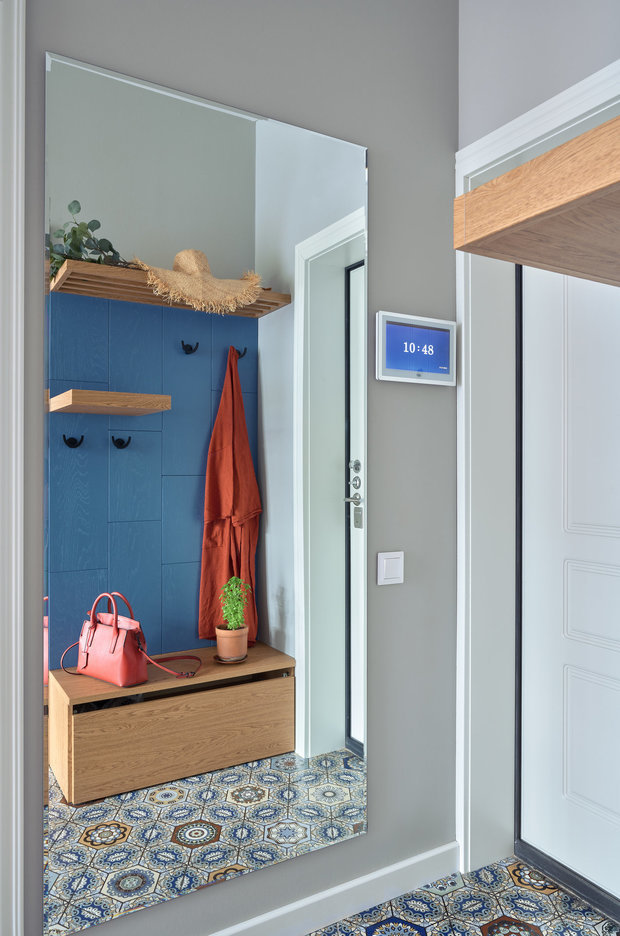 Фотография: Прихожая в стиле Скандинавский, Советы, маленькая прихожая – фото на INMYROOM
