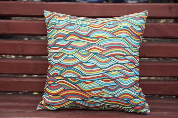 Фото из портфолио Декоративные подушки и картины для дома – фотографии дизайна интерьеров на INMYROOM