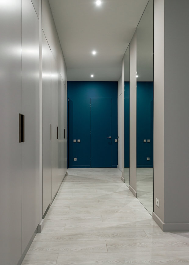 Фотография: Прихожая в стиле Современный, Минимализм, Скандинавский, Квартира, Проект недели, Ростов-на-Дону, 4 и больше, Более 90 метров, L.I.S.T., Ирина Власова – фото на INMYROOM