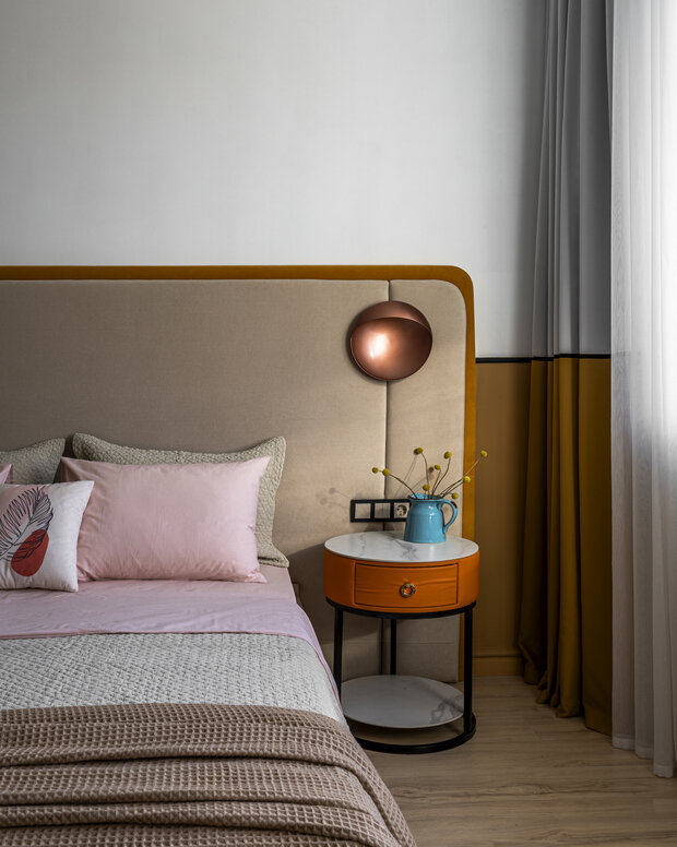 Фотография: Спальня в стиле Современный, Эклектика, Квартира, Проект дня, Казахстан, 2 комнаты, Более 90 метров, Надира Мустафина – фото на INMYROOM