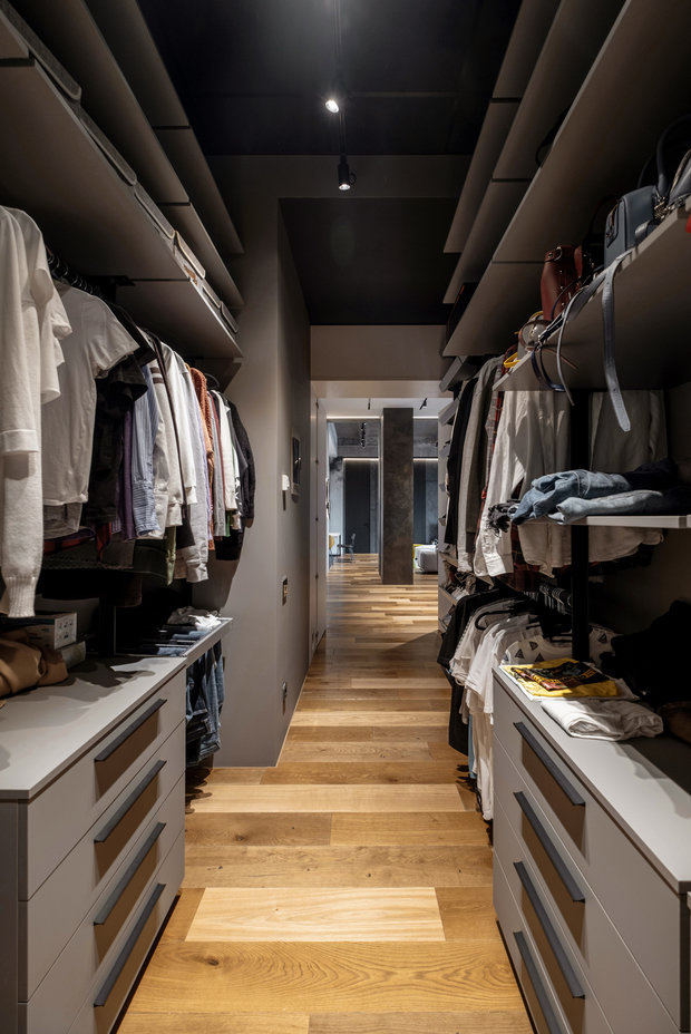 Фотография: Гардеробная в стиле Минимализм, Лофт, Квартира, Проект недели, Москва, 3 комнаты, Более 90 метров – фото на INMYROOM