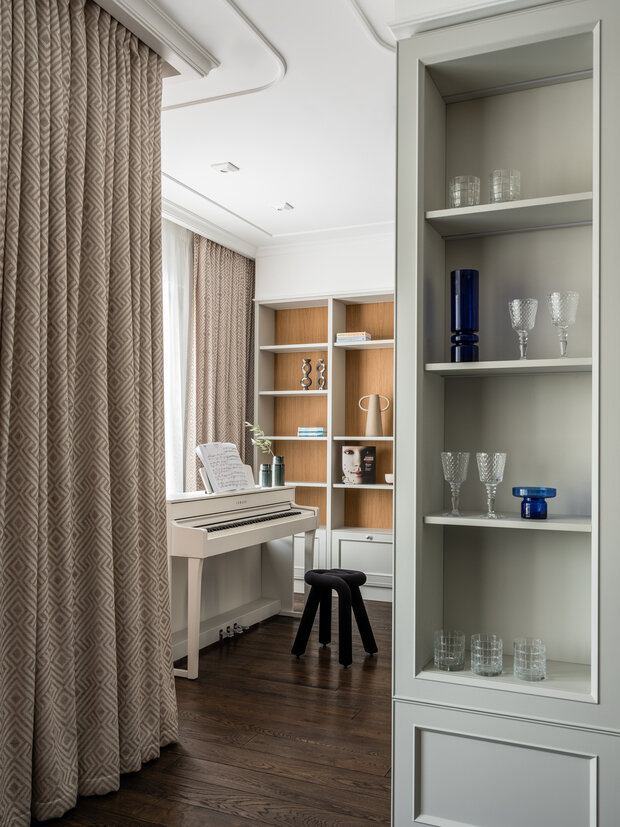 Фотография: Гостиная в стиле Классический, Современный, Эклектика, Квартира, Проект дня, Москва, 4 и больше, Более 90 метров, Татьяна Казанцева – фото на INMYROOM