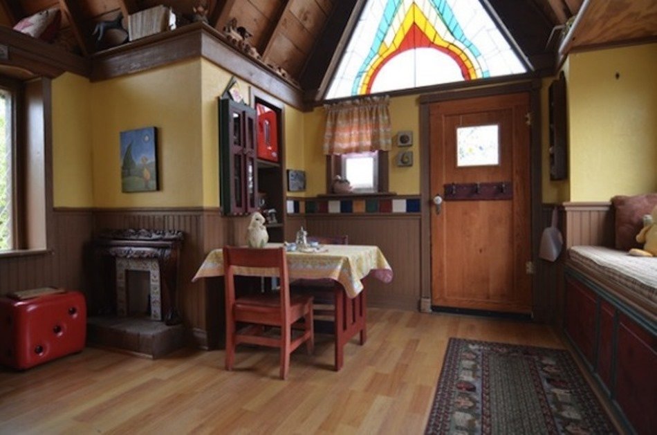 Фотография: Кухня и столовая в стиле Прованс и Кантри, Дом, США, Дома и квартиры – фото на INMYROOM Фотография: Кухня и столовая в стиле Прованс и Кантри, Дом, США, Дома и квартиры – фото на INMYROOM