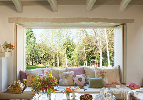 Фотография: Гостиная в стиле Прованс и Кантри, Классический, Современный, Декор интерьера, Дом, Испания, Дома и квартиры, Балки – фото на INMYROOM
