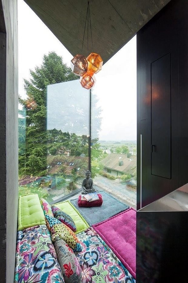 Фото из портфолио РАДУГА цветов : разноцветный интерьер с яркими стенами, мебелью и деталями интерьера – фотографии дизайна интерьеров на INMYROOM