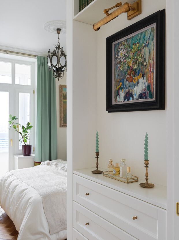 Картины, Петр Петяев и Федора Акимова.