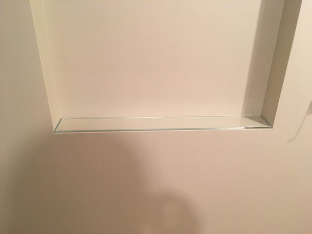 Фото из портфолио Стеклянные полки – фотографии дизайна интерьеров на INMYROOM