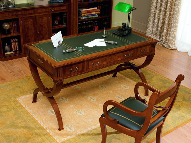 Фото из портфолио Inter Classic mobilia элитный кабинет на заказ – фотографии дизайна интерьеров на INMYROOM