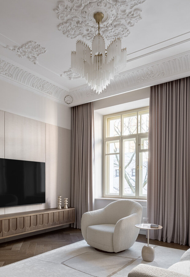 Фотография: Гостиная в стиле Классический, Современный, Эклектика, Квартира, Проект дня, Москва, Анна Макеева, Кирпичный дом, 3 комнаты, Более 90 метров, современный с элементами классики и роскоши – фото на INMYROOM