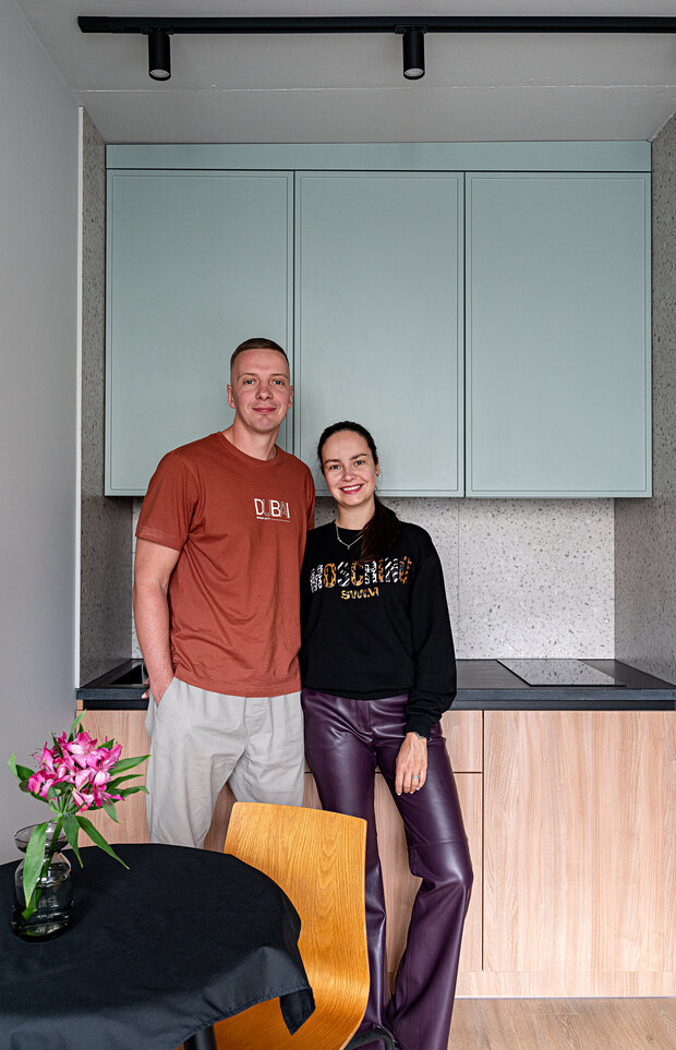 Дизайнеры Антон и Марьям Разуваевы.