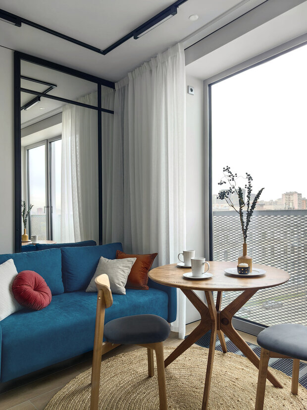 Фотография: Кухня и столовая в стиле Современный, Малогабаритная квартира, Квартира, Проект дня, Москва, Монолитный дом, 1 комната, до 40 метров, Юлия Гордеева, современный с элементами минимализма и скандинавского стиля, ЖК «Логос» – фото на INMYROOM