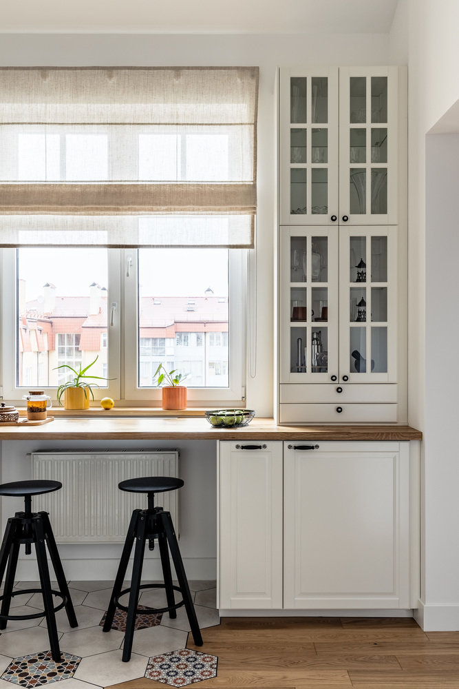 Фотография: Кухня и столовая в стиле Скандинавский, Современный, Квартира, Проект недели, Эко, 4 и больше, Более 90 метров, Ольга Воденеева, Сестрорецк – фото на INMYROOM Фотография: Кухня и столовая в стиле Скандинавский, Современный, Квартира, Проект недели, Эко, 4 и больше, Более 90 метров, Ольга Воденеева, Сестрорецк – фото на INMYROOM