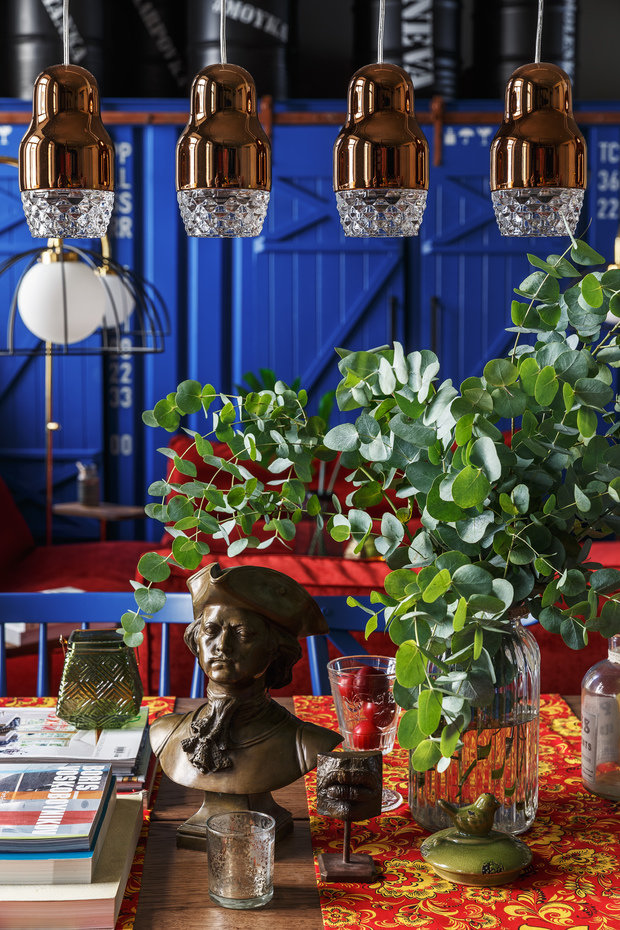 Фотография: Гостиная в стиле Лофт, Эклектика, Квартира, Проект недели, Санкт-Петербург, Макс Жуков, Виктор Штефан, Кирпичный дом, ToTaste Studio, 4 и больше, Более 90 метров – фото на INMYROOM