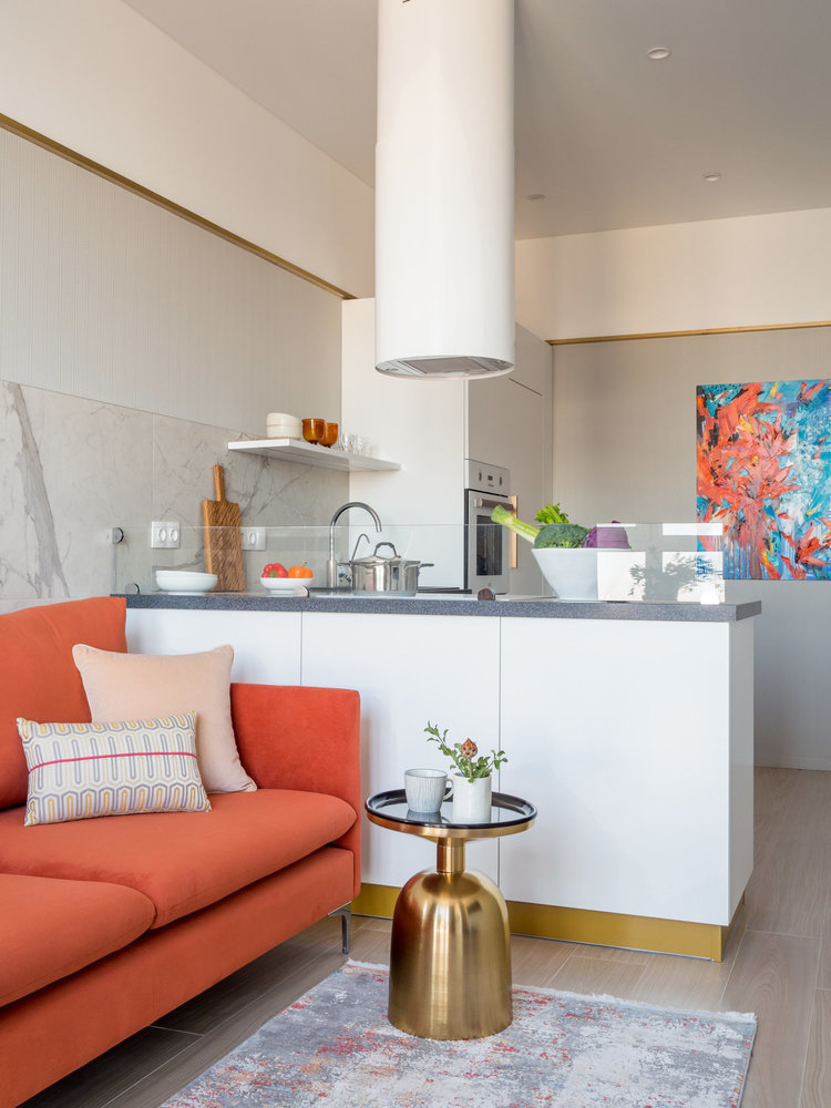 Фотография: в стиле , Кухня и столовая, Гид, Дина Салахова, белая кухня, Buro Brainstorm, Бюро Home Emotions, Bobo.space, Анастасия Заркуа, Анна Чеснокова, Наталья Вершинина, Сергей Грабыня – фото на INMYROOM Фотография: в стиле , Кухня и столовая, Гид, Дина Салахова, белая кухня, Buro Brainstorm, Бюро Home Emotions, Bobo.space, Анастасия Заркуа, Анна Чеснокова, Наталья Вершинина, Сергей Грабыня – фото на INMYROOM