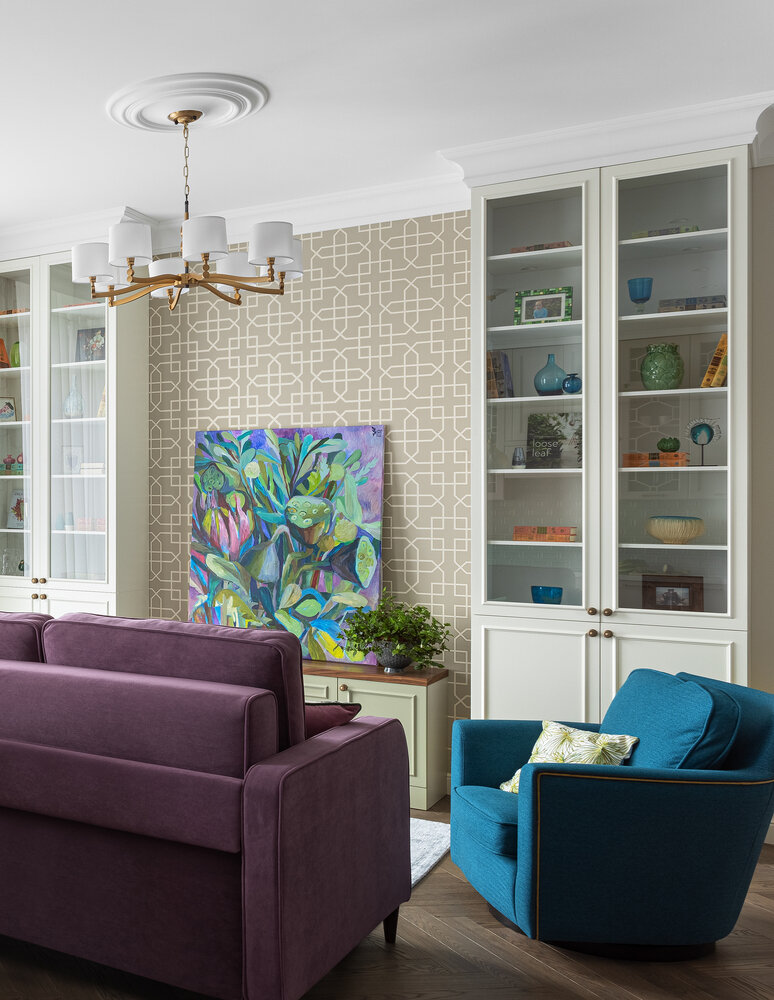 Фото из портфолио Уютная семейная двушка 63 м² с цветной мебелью – фотографии дизайна интерьеров на INMYROOM Фото из портфолио Уютная семейная двушка 63 м² с цветной мебелью – фотографии дизайна интерьеров на INMYROOM