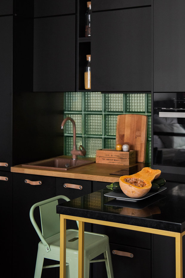 Фото из портфолио Апартаменты 29м2 – фотографии дизайна интерьеров на INMYROOM