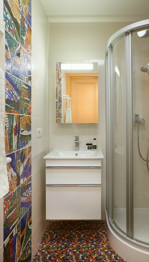 Фотография: Ванная в стиле Скандинавский, Современный, Минимализм, Малогабаритная квартира, Квартира, Студия, Проект недели, Москва, Кирпичный дом, до 40 метров, Валентина Савескул, II 29-3 – фото на INMYROOM Фотография: Ванная в стиле Скандинавский, Современный, Минимализм, Малогабаритная квартира, Квартира, Студия, Проект недели, Москва, Кирпичный дом, до 40 метров, Валентина Савескул, II 29-3 – фото на INMYROOM