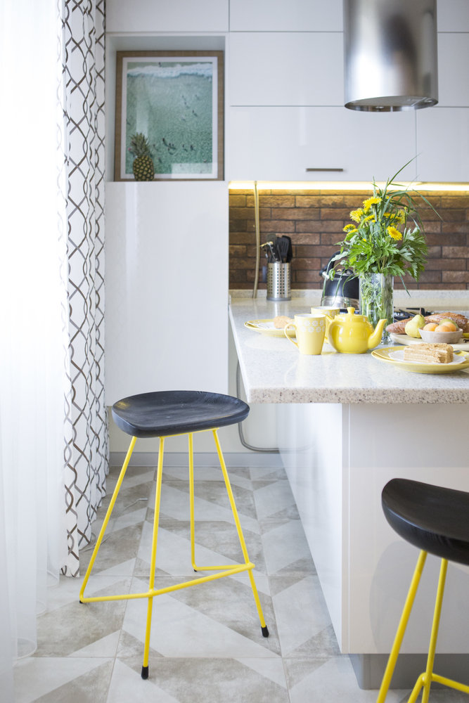 Фотография: Кухня и столовая в стиле Скандинавский, Современный, Квартира, Проект недели, Мария Шумская, Московская область, Монолитный дом, 2 комнаты, 40-60 метров, Анна Явишкина, Sweet Home – фото на INMYROOM Фотография: Кухня и столовая в стиле Скандинавский, Современный, Квартира, Проект недели, Мария Шумская, Московская область, Монолитный дом, 2 комнаты, 40-60 метров, Анна Явишкина, Sweet Home – фото на INMYROOM