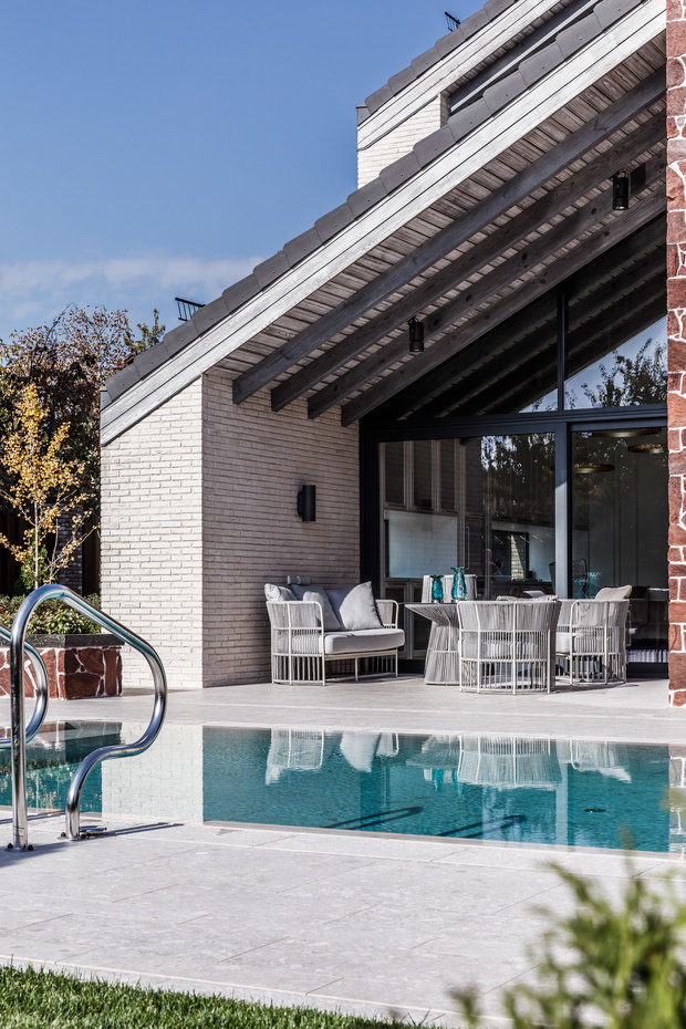 Фотография: Терраса в стиле Современный, Эклектика, Дом, Проект дня, Дом и дача, 4 и больше, Более 90 метров, Эксклюзивные проекты, Chado – фото на INMYROOM