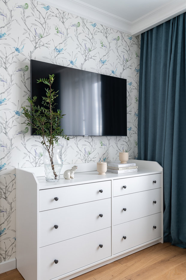 Фотография: Спальня в стиле Современный, Квартира, Проект дня, Москва, 4 и больше, 60-90 метров, Алеся Котова – фото на INMYROOM