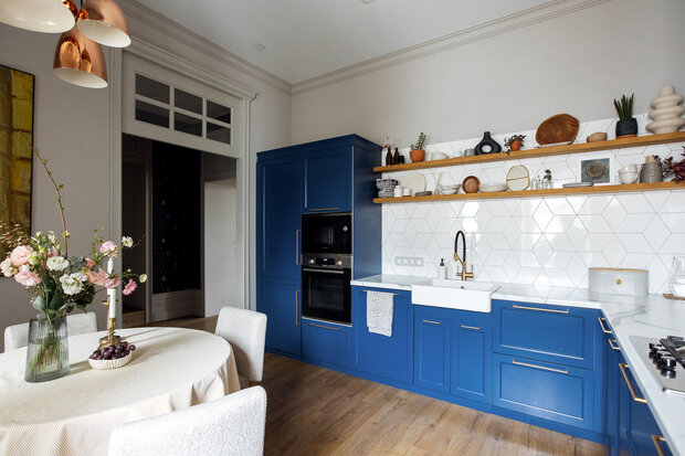 Фотография: Кухня и столовая в стиле Современный, Эклектика, Винтажный, Классический, Квартира, Проект дня, Кирпичный дом, 4 и больше, Более 90 метров, Ярославль, Валерия Долгих – фото на INMYROOM