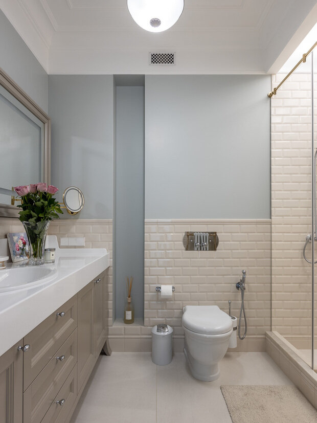 Фотография: Ванная в стиле Классический, Современный, Проект дня, Казань, Таунхаус, Кирпичный дом, 4 и больше, Более 90 метров, современный с элементами классики и роскоши, Роман Миронов, Андрей Васильев, PLATFORM – фото на INMYROOM