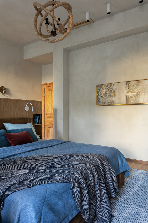 Фотография: Спальня в стиле Лофт, Скандинавский, Современный, Эклектика, Квартира, Проект дня, Москва, Хамовники, Сталинка, 4 и больше, Более 90 метров, Руслан Мусин – фото на INMYROOM