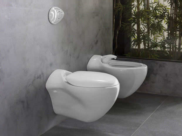 Фотография: Ванная в стиле Хай-тек, Карим Рашид, Филипп Старк, Гид, Каширский двор, Заха Хадид, Луис Видаль, Tono, Именитые дизайнеры, премиум, товары для ванной, премиум-зона – фото на INMYROOM